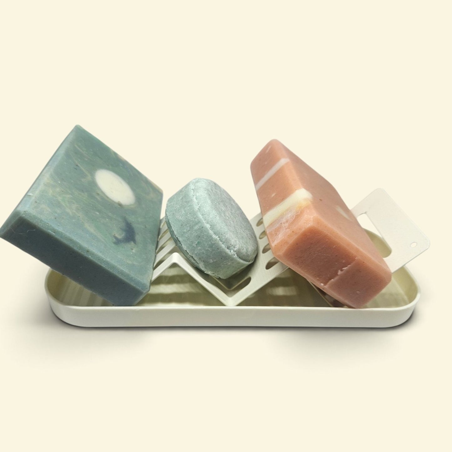 Soap dish ng hoarder (or ng mayaman na 3 at a time ang sabon)