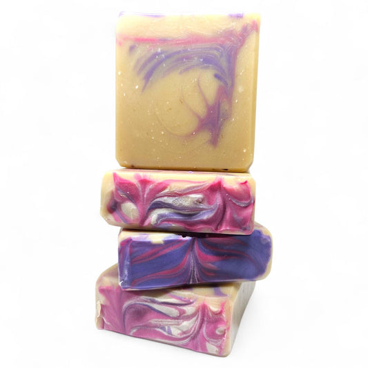 Sabon Na May Calendula infusion, Avocado puree, Papaya extract (vegan option)