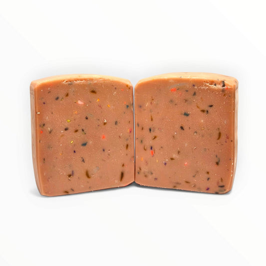 Sabon Na May Beef Tallow, Goat's milk at Pink rose clay