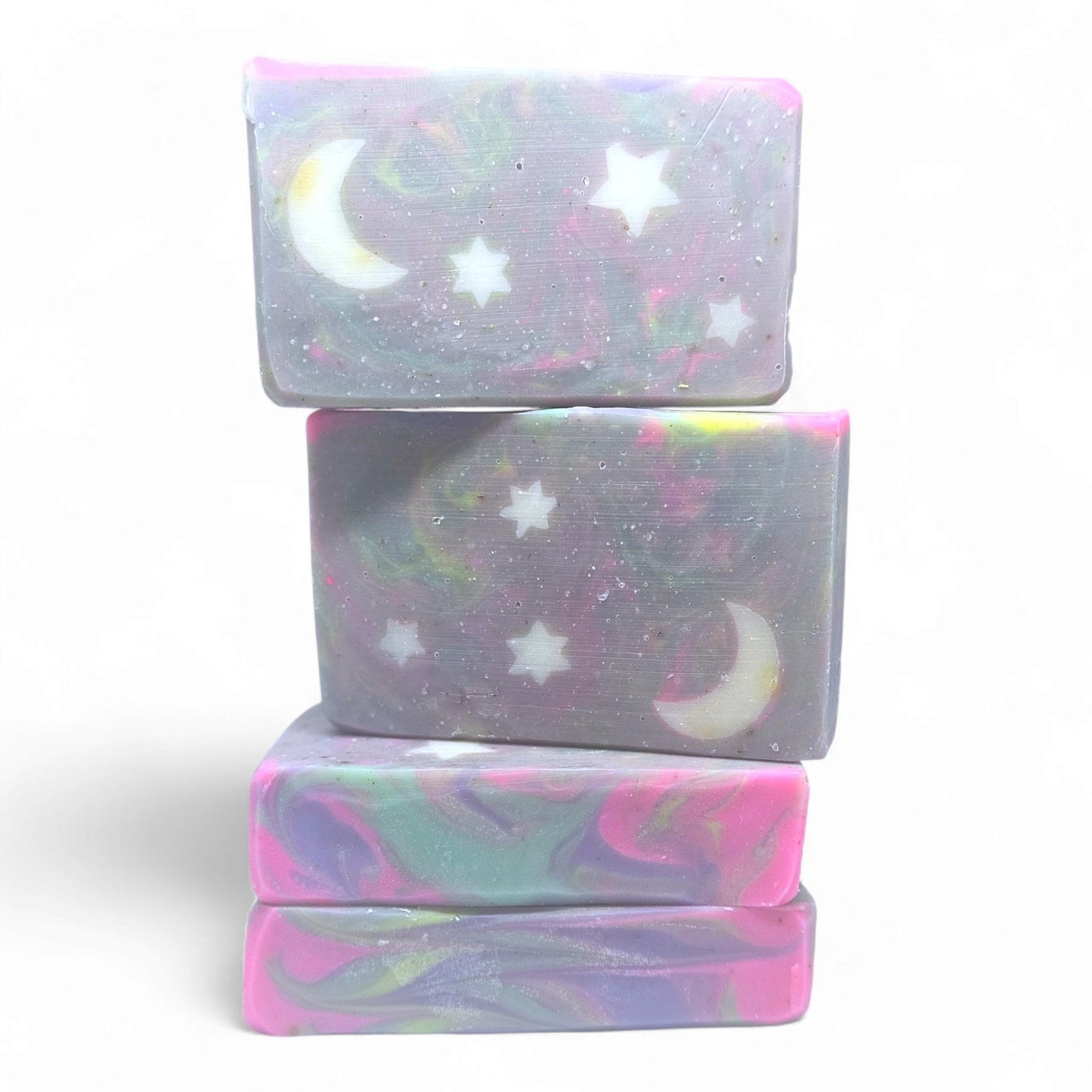 Sabon Na May Chamomile infusion, Colloidal oatmeal at Beet root powder (Vegan option)