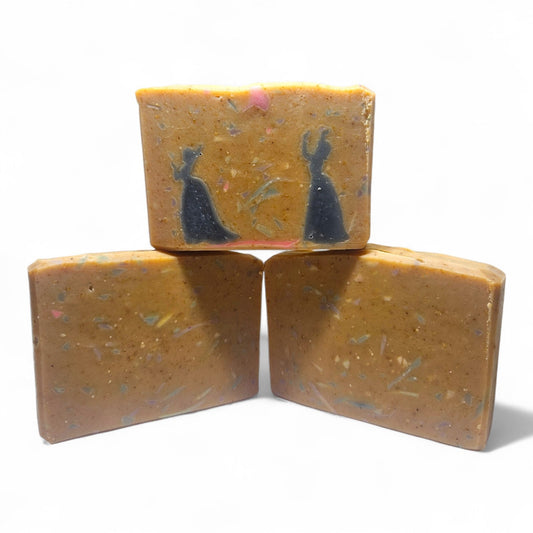 Sabon Na May Hemp seed oil, Carabao's milk, Aloe vera and Turmeric