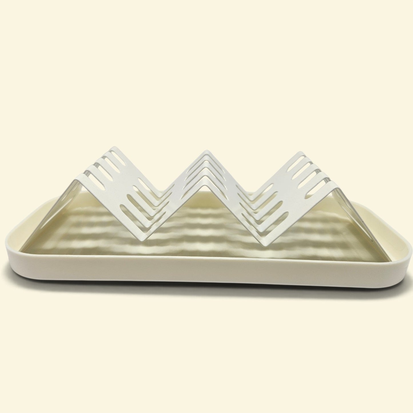 Soap dish ng hoarder (or ng mayaman na 3 at a time ang sabon)
